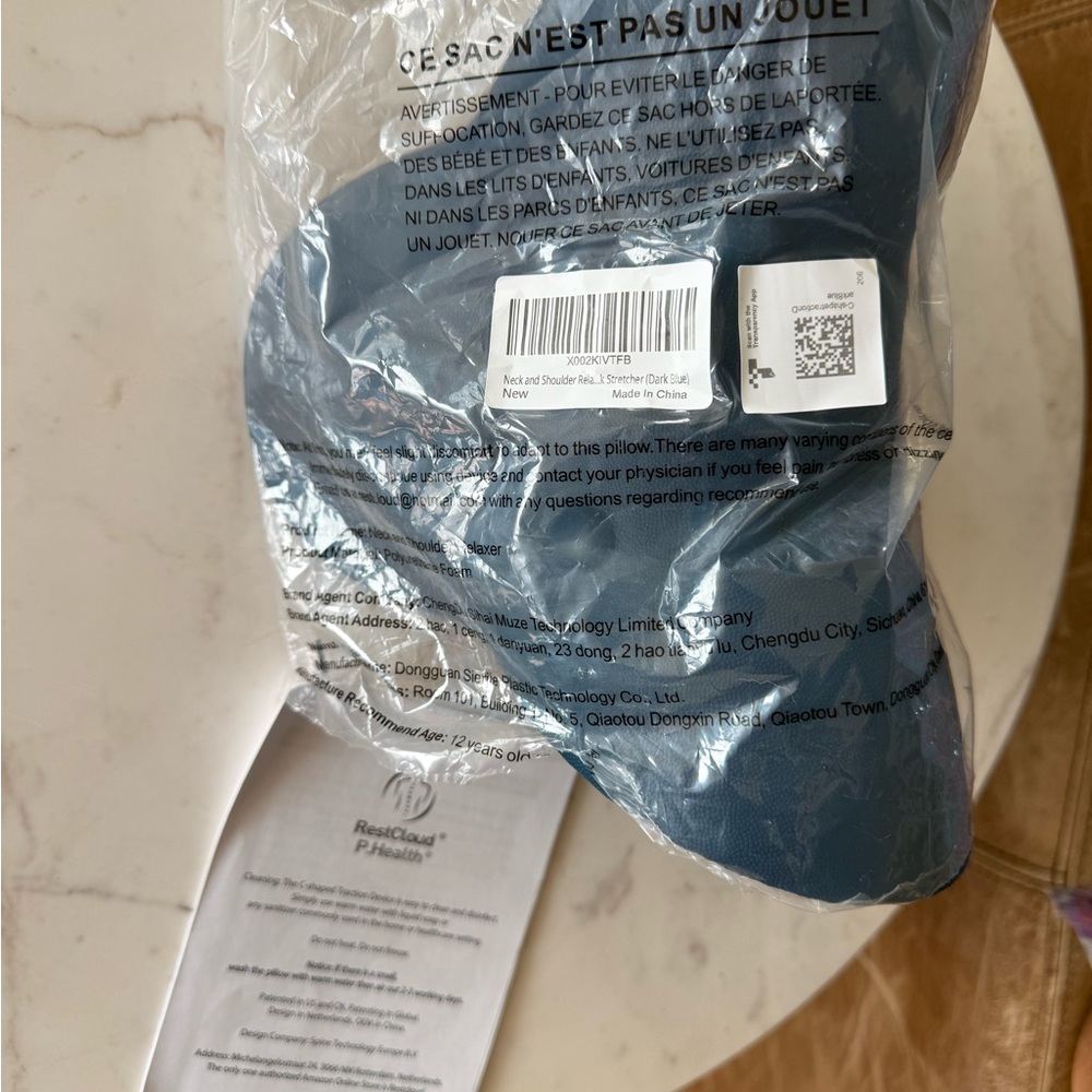 New RestCloud Blue Foam Neck and Shoulder Relaxer - Picture 5 of 9